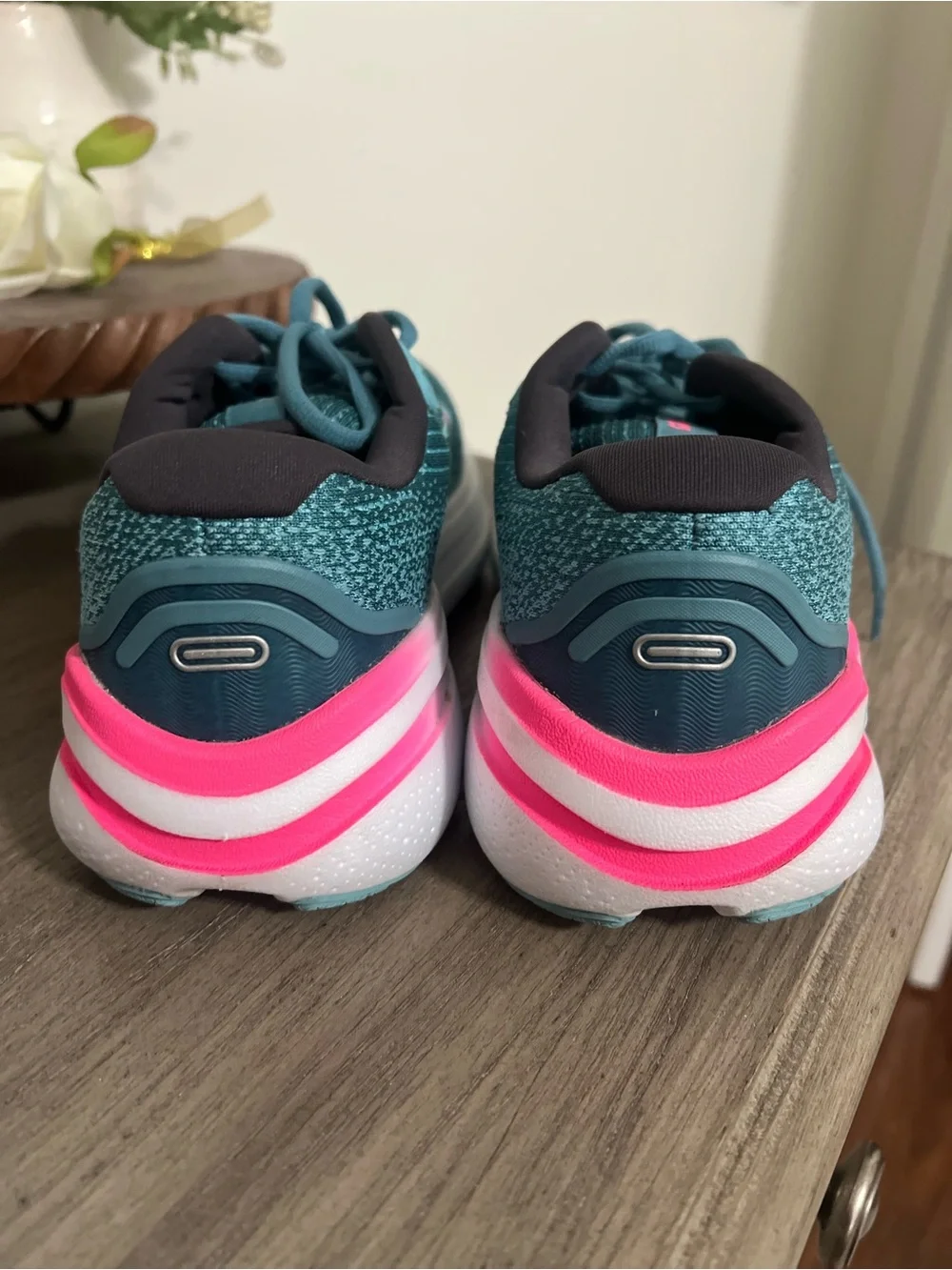 Brooks lightweight running